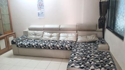 Living Room Image of 700 Sq.ft 1 BHK Apartment / Flat for rent in Pankaj Nagar Surat for Rs. 17000