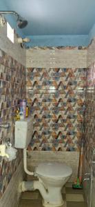 Bathroom Image of 500 Sq.ft 1 RK Penthouse for rent in Mahaprabhu Jharna Apartment, Benachity Durgapur for Rs. 4000