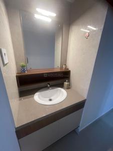 Bathroom Image of 1500 Sq.ft 3 BHK Apartment / Flat for rent in Crescent Aster, East Hill Kozhikode for Rs. 40000