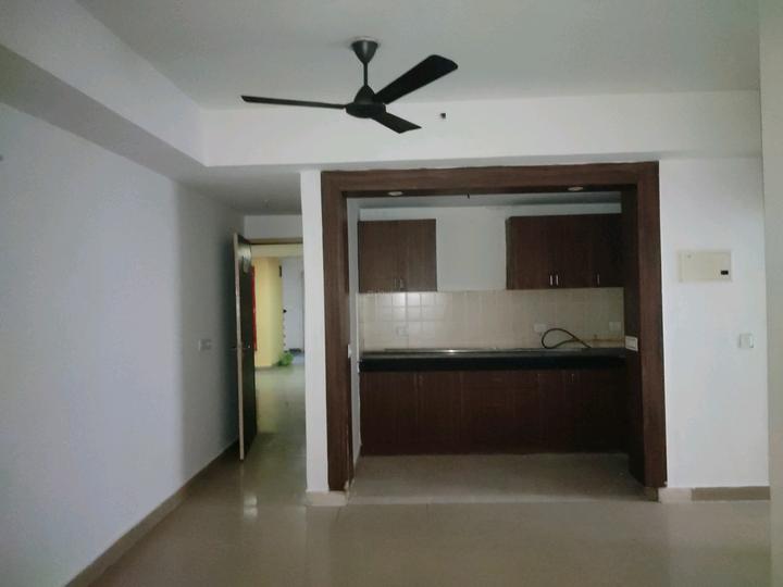 Paras Seasons Main Image 1