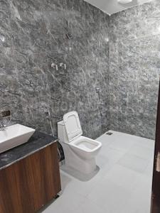 Bathroom Image of 1200 Sq.ft 2 BHK Independent House for rent in Sector 7 Gurgaon for Rs. 25000