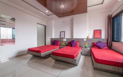 Bedroom Image of Arvind Pg in Dadar West, Mumbai