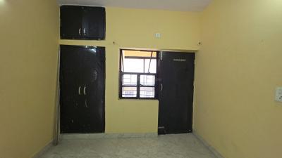 Bedroom Image of 980 Sq.ft 2 BHK Apartment / Flat for rent in Pitampura New Delhi for Rs. 24000