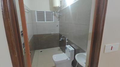 Image of 1265 Sq.ft 2 BHK Apartment / Flat for rent in Agrahara Layout, Bengaluru for Rs. 29000