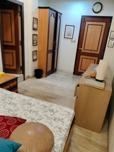Bedroom Image of 1000 Sq.ft 2 BHK Apartment / Flat for rent in Suleman Chembar Apartment, Colaba Mumbai for Rs. 170000