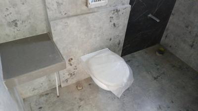 Bathroom Image of 440 Sq.ft 1 BHK Apartment / Flat for sale in Ajmera Downtown, Kalbadevi Mumbai for Rs. 26400000