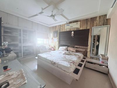 Bedroom Image of 1440 Sq.ft 3 BHK Apartment / Flat for sale in Bodakdev Ahmedabad for Rs. 7500000