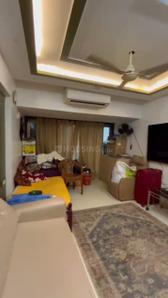Hall Image of 680 Sq.ft 2 BHK Apartment / Flat for sale in Al Khaibar, Andheri West Mumbai for Rs. 18000000