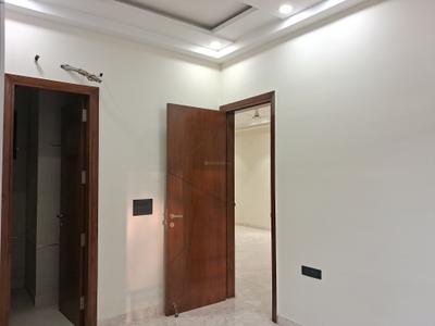 Bedroom Image of 1200 Sq.ft 3 BHK Builder Floor for sale in Paschim Vihar New Delhi for Rs. 27000000