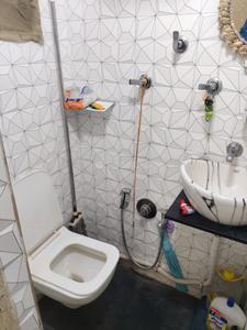 Bathroom Image of 2700 Sq.ft 2 BHK Apartment / Flat for sale in Sector 29 Gandhinagar for Rs. 6200000