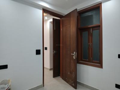 Bedroom Image of 1000 Sq.ft 2 BHK Apartment / Flat for sale in Neb Sarai New Delhi for Rs. 5000000