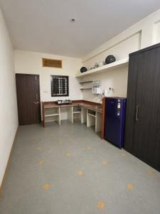 Kitchen Image of 500 Sq.ft 1 BHK Builder Floor for rent in Vrindavan Colony Indore for Rs. 12000