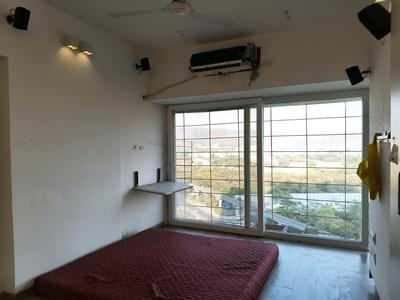 Bedroom Image of 1250 Sq.ft 3 BHK Apartment / Flat for sale in Indiabulls Blu Tower A, Worli Mumbai for Rs. 110000000