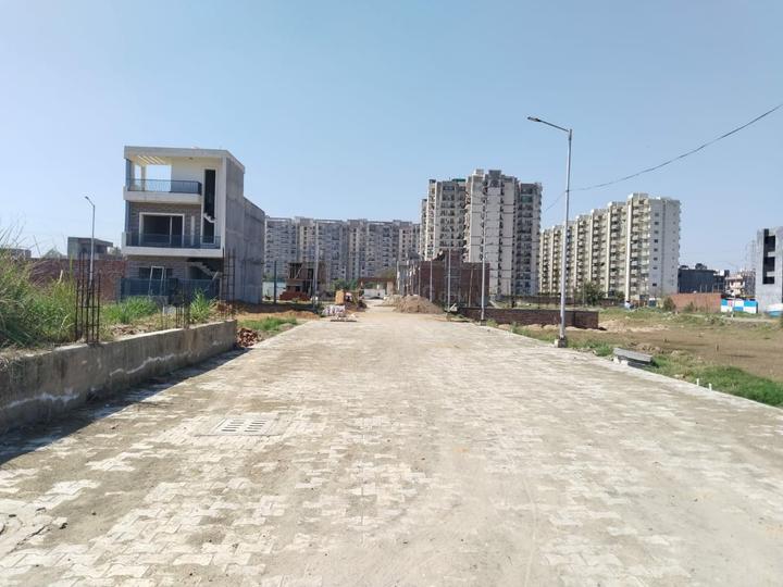 vellora Main Image 1