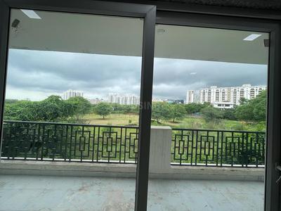 Balcony Image of Luxury Coliving PG on Golf Course road in DLF Phase 5, Gurgaon