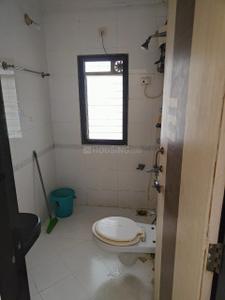 Bathroom Image of 916 Sq.ft 2 BHK Apartment / Flat for rent in Ruparel Orion, Chembur Mumbai for Rs. 70000