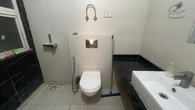 Image of 1015 Sq.ft 2 BHK Apartment / Flat for rent in Arihant Ambar, Noida Extension, Greater Noida for Rs. 18500