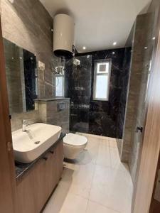 Bathroom Image of 750 Sq.ft 1 BHK Apartment / Flat for rent in Goyal Prime Plaza, Bodakdev Ahmedabad for Rs. 15000