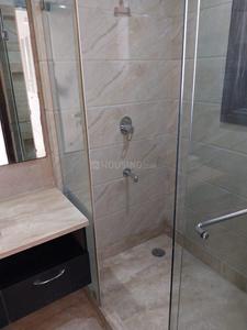Bathroom Image of 2925 Sq.ft 4 BHK Builder Floor for rent in Safdarjung Enclave New Delhi for Rs. 275000