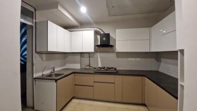 Kitchen Image of 2797 Sq.ft 3 BHK Apartment / Flat for rent in Mahagun Mezzaria, Sector 78 Noida for Rs. 75000