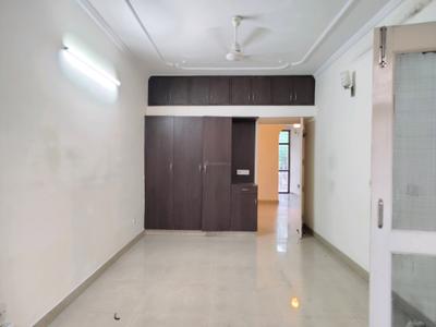Bedroom Image of 2200 Sq.ft 3 BHK Apartment / Flat for rent in DDA Flats Vasant Kunj, Vasant Kunj New Delhi for Rs. 74000