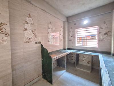 Kitchen Image of 900 Sq.ft 2 BHK Apartment / Flat for sale in Keshtopur Kolkata for Rs. 4410000