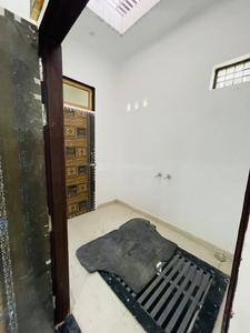 Bedroom Image of 1300 Sq.ft 3 BHK Independent House for rent in Preet Vihar Hapur for Rs. 15000