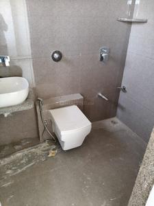 Bathroom Image of 1850 Sq.ft 3 BHK Independent House for rent in Shilp Yogeshwar Bungalows, Thaltej Ahmedabad for Rs. 33000