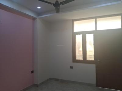 Bedroom Image of 1350 Sq.ft 3 BHK Apartment / Flat for sale in Avenue 1, Sector 73 Noida for Rs. 5034000