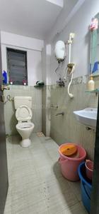 Bathroom Image of 650 Sq.ft 2 BHK Apartment / Flat for rent in Mahavir Platinum, Chembur Mumbai for Rs. 52000