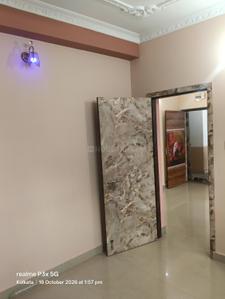 Bedroom Image of 700 Sq.ft 2 BHK Apartment / Flat for rent in Beliaghata Kolkata for Rs. 17000