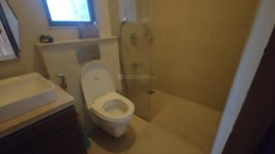 Bathroom Image of 500 Sq.ft 1 BHK Apartment / Flat for rent in Omkar Vive, Kurla West Mumbai for Rs. 64999