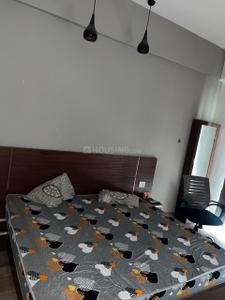 Bedroom Image of 435 Sq.ft 1 RK Apartment / Flat for rent in Paramount Golfforeste Oak & Pine, Surajpur Greater Noida for Rs. 15000