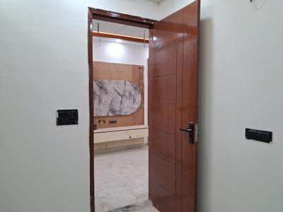 Bedroom Image of 1000 Sq.ft 2 BHK Apartment / Flat for sale in Sector 72 Noida for Rs. 3900000
