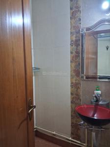 Bathroom Image of 2200 Sq.ft 3 BHK Independent House for sale in DDA Flats Munirka, Munirka New Delhi for Rs. 42500000
