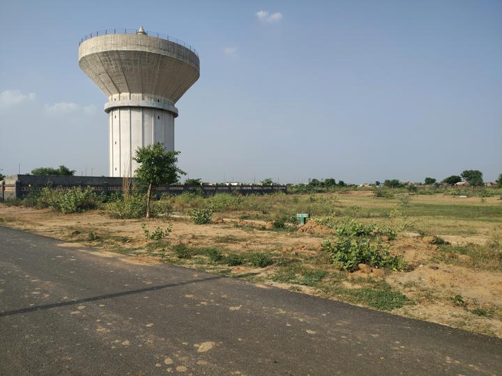 Sector 18 Greater Noida Main Image 1