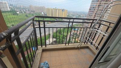 Image of 1525 Sq.ft 3 BHK Apartment / Flat for sale in Landcraft Golf Links Phase 2, Pandav Nagar, Ghaziabad for Rs. 14400000