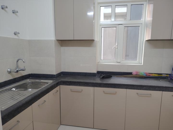 Amistad Main Image 1