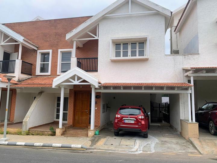 1 RK 250 Sqft Independent House for sale at Bandra West, Mumbai