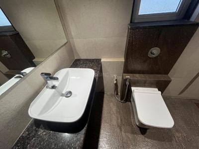 Bathroom Image of 480 Sq.ft 1 BHK Apartment / Flat for sale in Borivali West Mumbai for Rs. 8500000