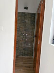 Bathroom Image of 1050 Sq.ft 2 BHK Apartment / Flat for rent in DDA Flats Munirka, Munirka New Delhi for Rs. 40000