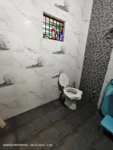 Bathroom Image of 2300 Sq.ft 4 BHK Duplex for sale in Subhanpura Vadodara for Rs. 12500000