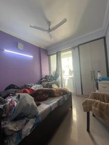 Bedroom Image of 1655 Sq.ft 3 BHK Apartment / Flat for sale in Prateek The Royal Cliff, Crossings Republik Ghaziabad for Rs. 13500000