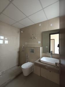 Bathroom Image of 2213 Sq.ft 4 BHK Apartment / Flat for sale in BPTP Terra, Sector 37D Gurgaon for Rs. 26500000