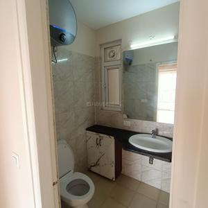 Bathroom Image of 1465 Sq.ft 2.5 BHK Apartment / Flat for sale in Ashiana Mulberry, Sector 2 Sohna for Rs. 17500000