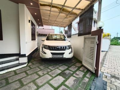 Image of 1800 Sq.ft 4.5 BHK Villa for sale in Kuzhivelippady, Kochi for Rs. 9800000