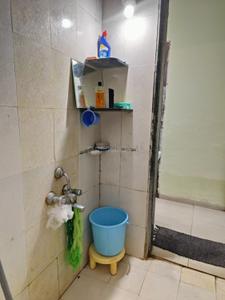 Bathroom Image of 908 Sq.ft 3 BHK Apartment / Flat for sale in Vaishnodevi Sky, Dahin Nagar Surat for Rs. 4250000
