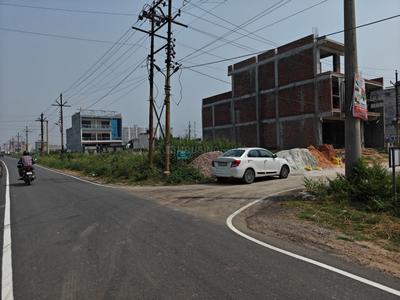 Image of 5425 Sq.ft Residential Plot / Land for sale in Surajpur, Greater Noida for Rs. 65000000