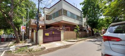 Image of 2550 Sq.ft Residential Plot / Land for sale in Alwarpet, Chennai for Rs. 72500000