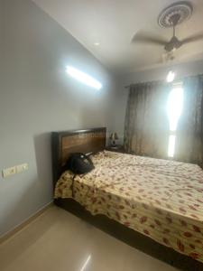 Bedroom Image of 999 Sq.ft 2 BHK Apartment / Flat for sale in Hiranandani Meadows, Thane West Thane for Rs. 22000000